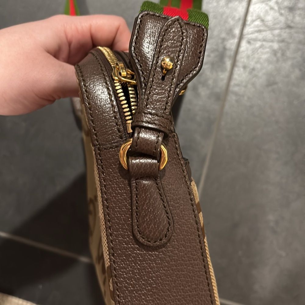 Monogram jumbo GG messenger bag - Picture 4 of 11